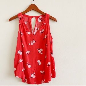 5/$25 Old navy red sleeveless blouse